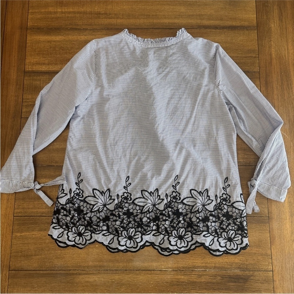 Talbots Plus Size X Blue & White Striped Embroidered Long Sleeve - Picture 11 of 14
